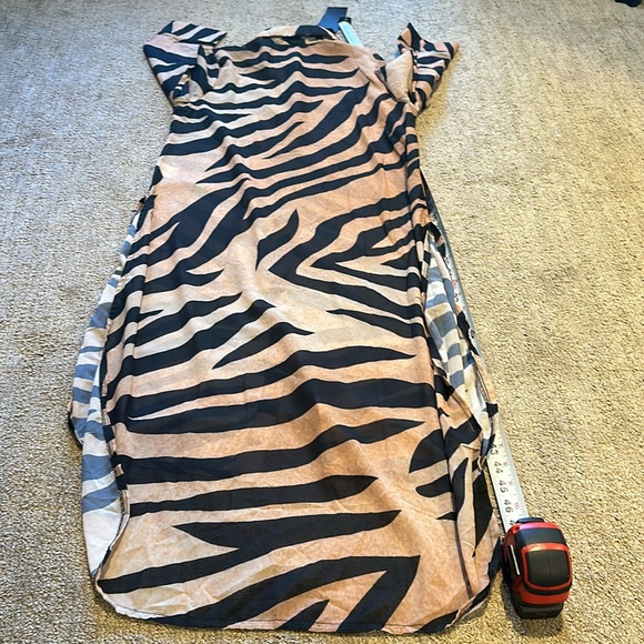 FHQ Animal Print long Blouse - Picture 7 of 7